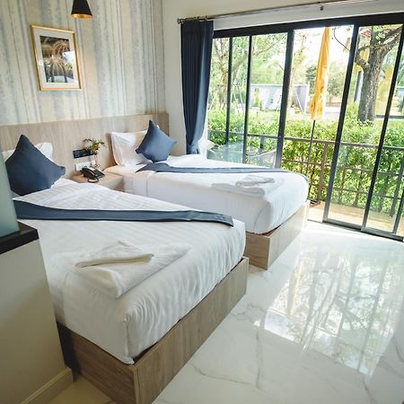 Phuengluang Riverside Hotel Chanthaburi Bagian luar foto